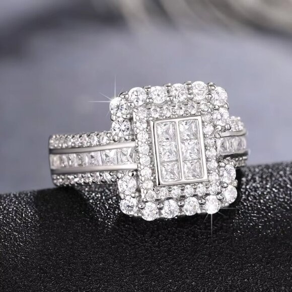 18k White Gold Diamond Ring Pave Diamond Princess Cut Ring - Picture 10 of 10